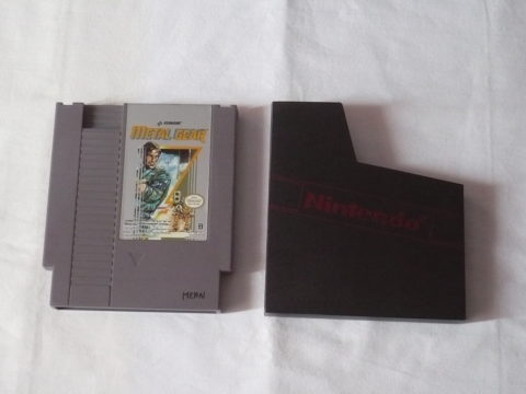 Photo du jeu Metal Gear sur Nintendo Entertainment System (NES).