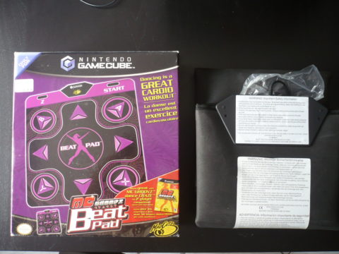 Tapis de danse pour le jeu MC Groovz: Dance Craze sur Gamecube.