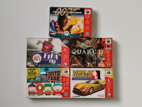 Cinq jeux Nintendo 64 en version brésilienne.